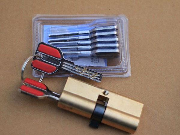 周至24小时上门开锁公司